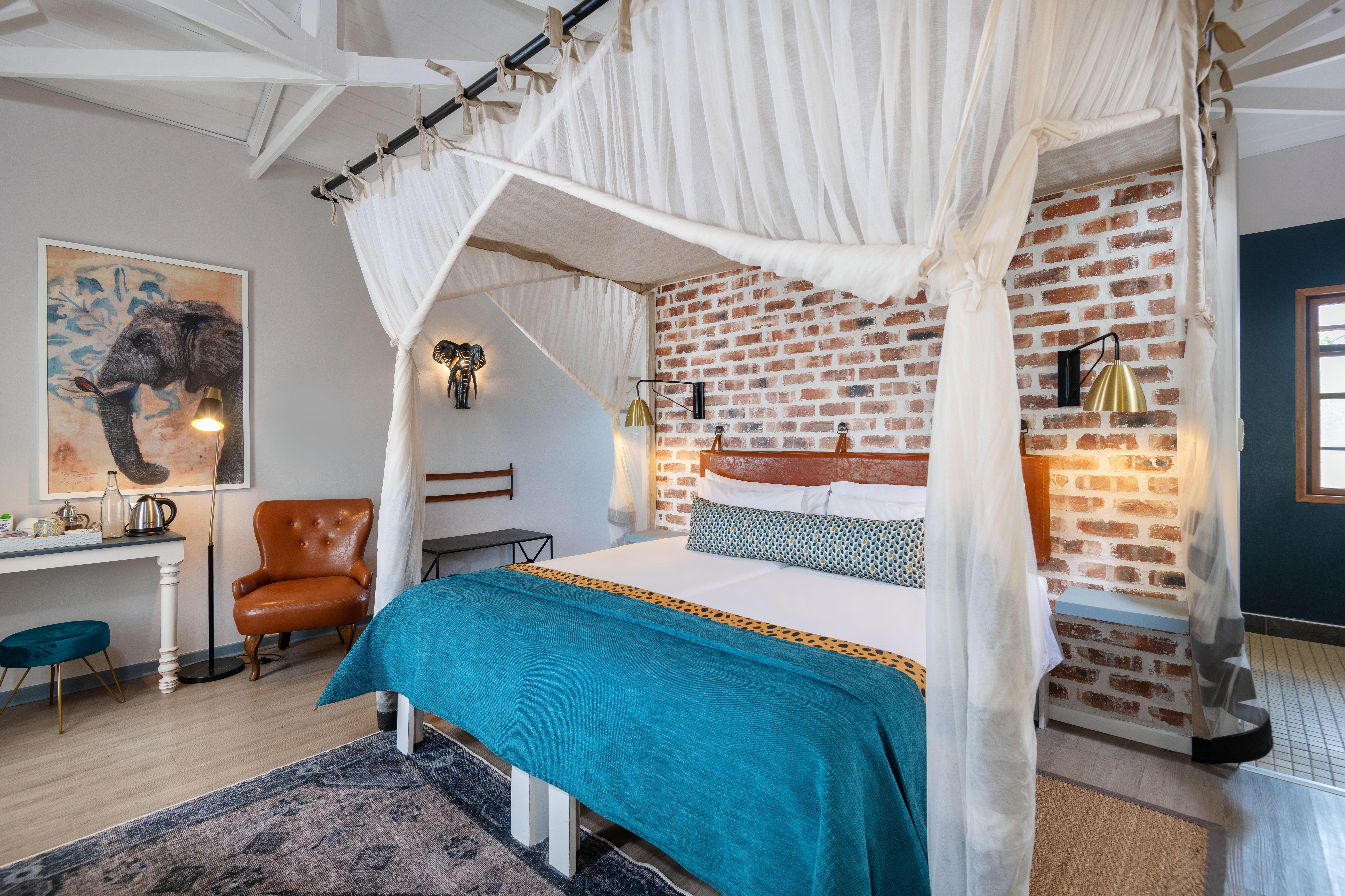 Gondwana Etosha Safari Lodge โอเคาเควโย ภายนอก รูปภาพ
