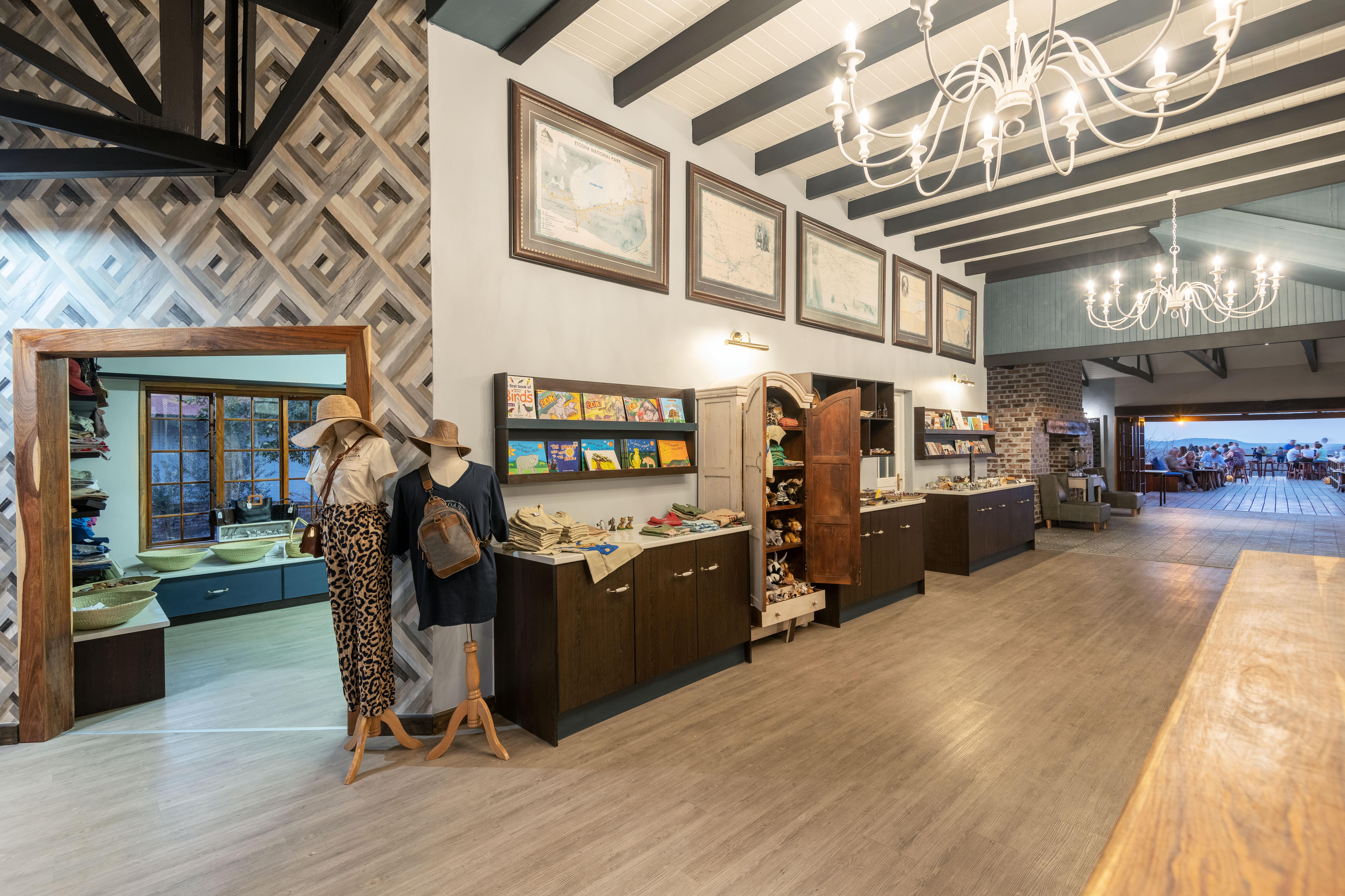 Gondwana Etosha Safari Lodge โอเคาเควโย ภายนอก รูปภาพ