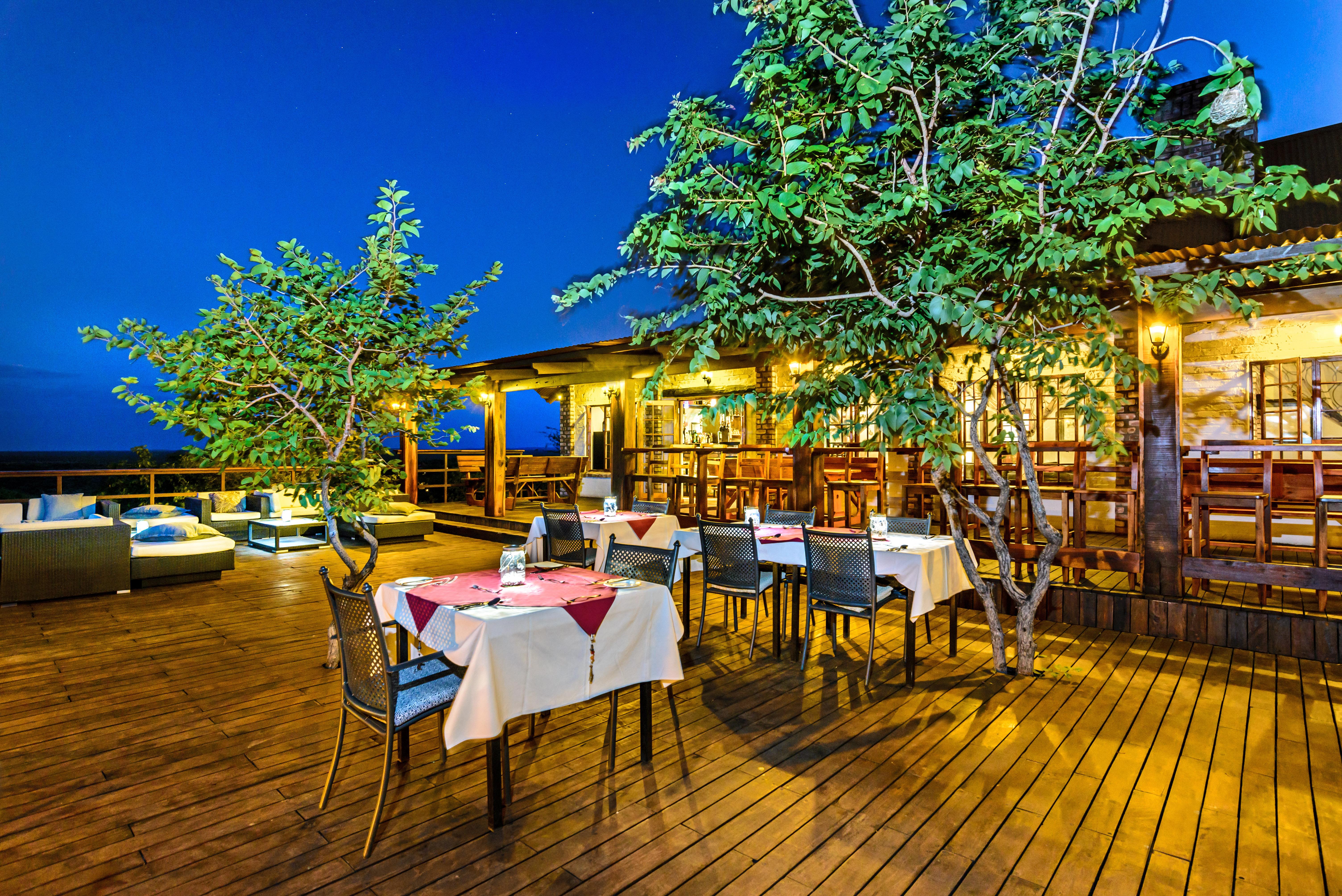 Gondwana Etosha Safari Lodge โอเคาเควโย ภายนอก รูปภาพ