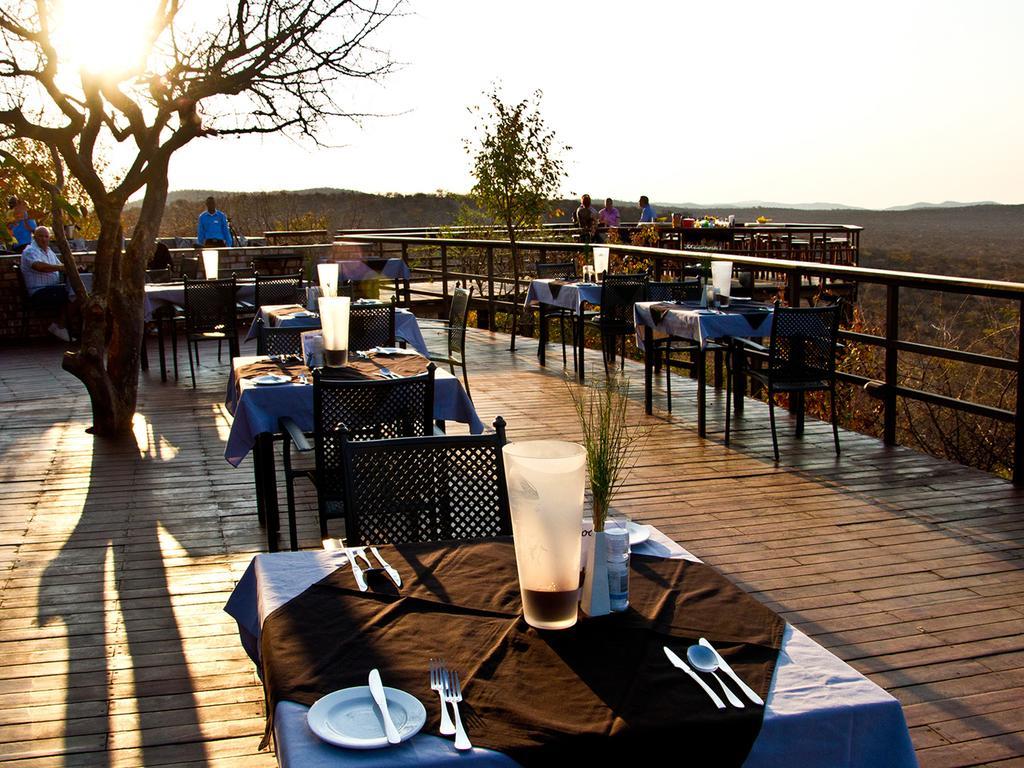 Gondwana Etosha Safari Lodge โอเคาเควโย ภายนอก รูปภาพ