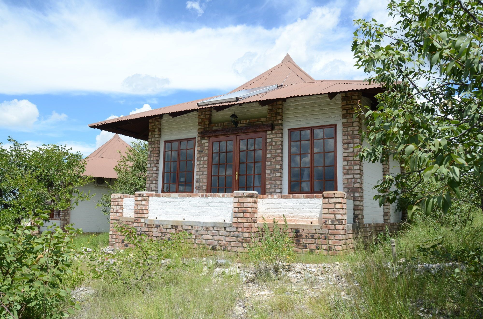 Gondwana Etosha Safari Lodge โอเคาเควโย ภายนอก รูปภาพ