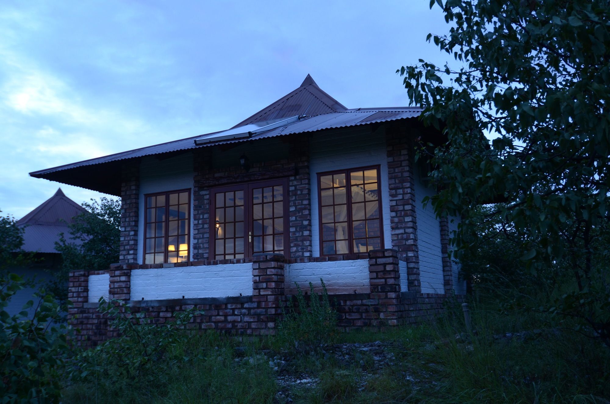 Gondwana Etosha Safari Lodge โอเคาเควโย ภายนอก รูปภาพ
